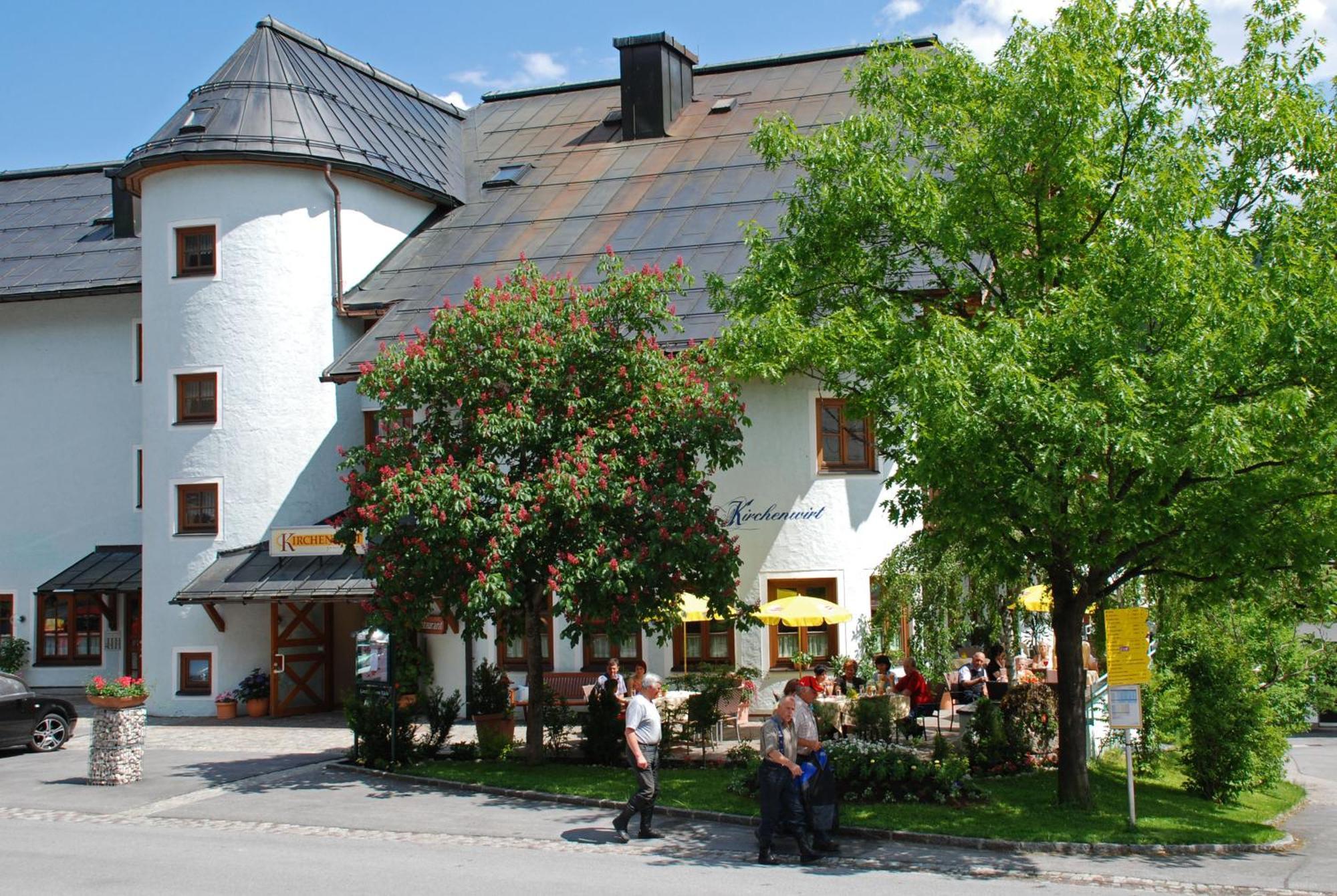 Dachstein West Hotel Gmbh-Kirchenwirt Russbach Русбах-ам-Пас-Ґшютт Екстер'єр фото