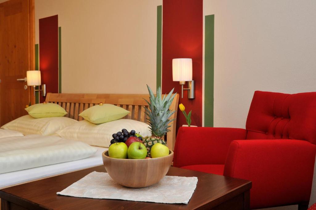 Dachstein West Hotel Gmbh-Kirchenwirt Russbach Русбах-ам-Пас-Ґшютт Номер фото